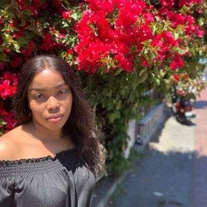 Meet your Posher, Anansa